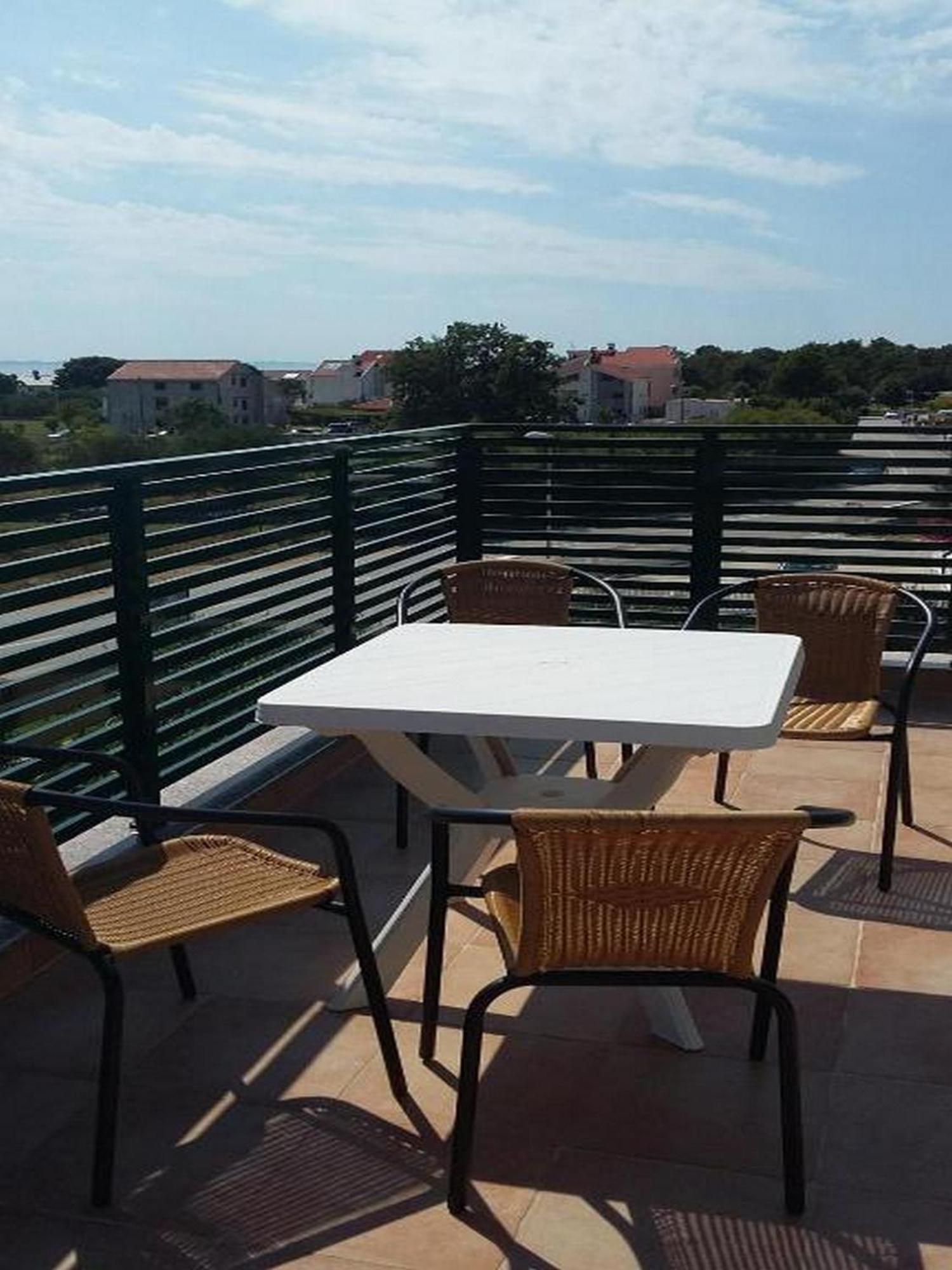 Apartments Mlikota Zaton  Rom bilde